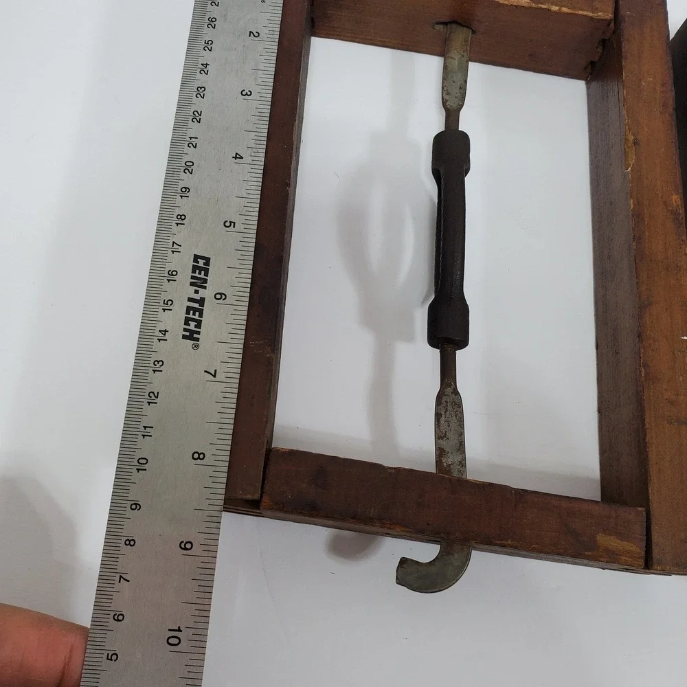 The Unbranded Brand keywords woodworking